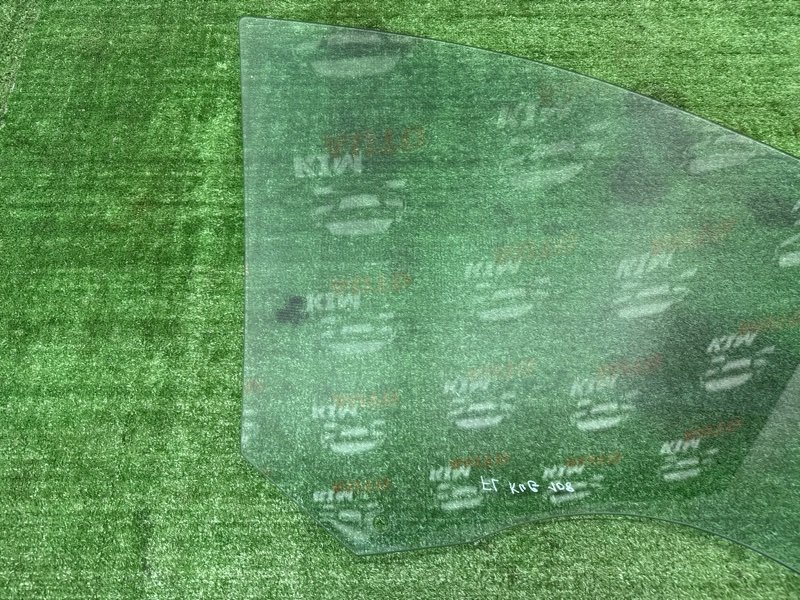 Стекло двери Ford Kuga 2013 SUV