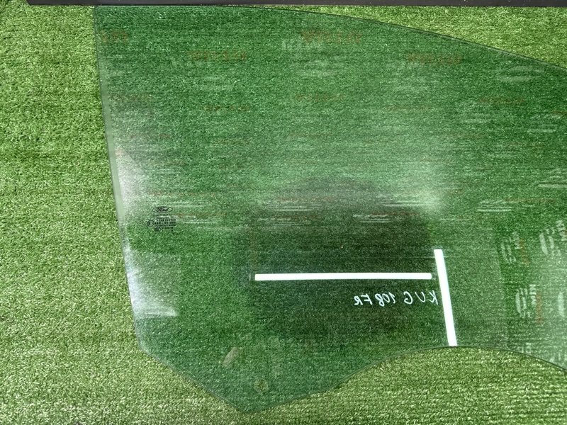 Стекло двери Ford Kuga 2013 SUV