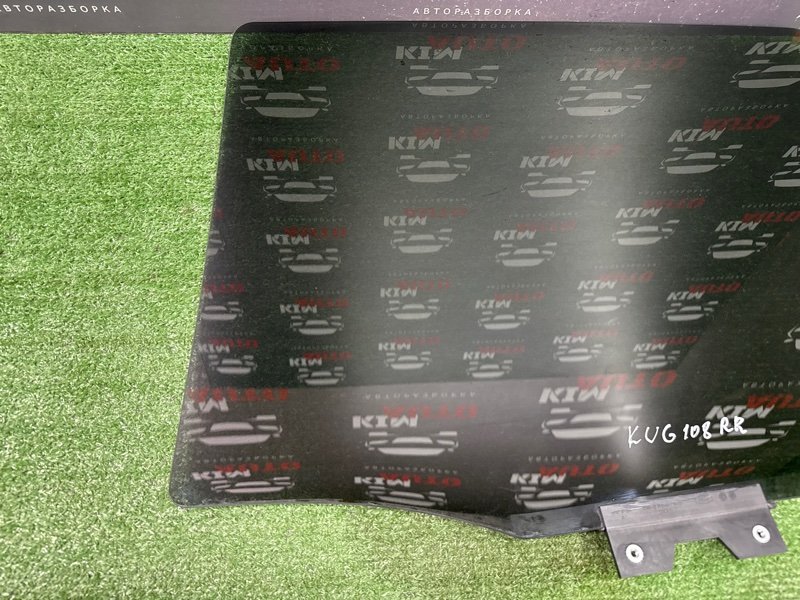 Стекло двери Ford Kuga 2013 SUV