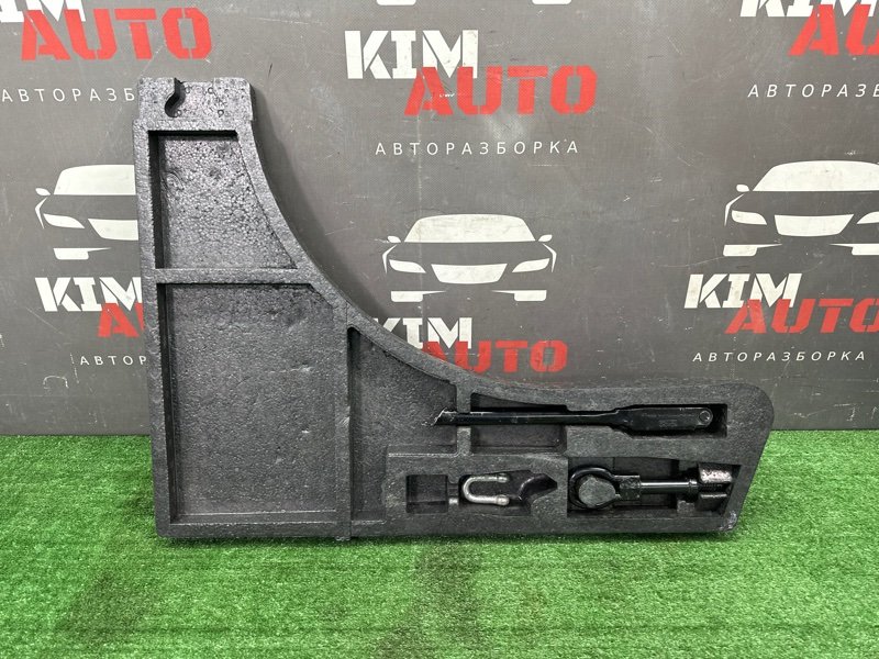 Ящик Органайзер багажного отсека Ford Kuga 2013 SUV