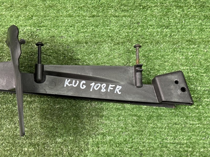 Кронштейн замка двери Ford Kuga 2013 SUV