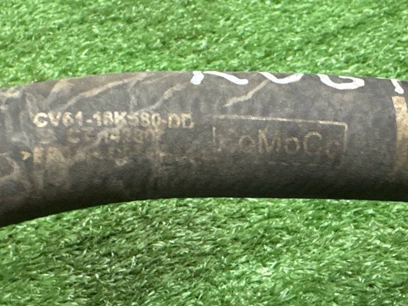 Патрубок отопителя Ford Kuga 2013 SUV