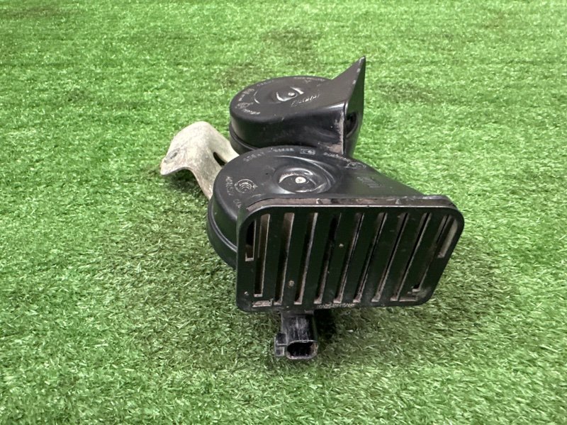 Звуковой сигнал Ford Kuga 2013 SUV