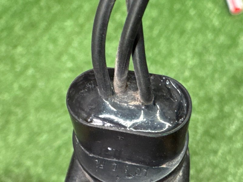 Плафон подсветки номера Ford Kuga 2013 SUV