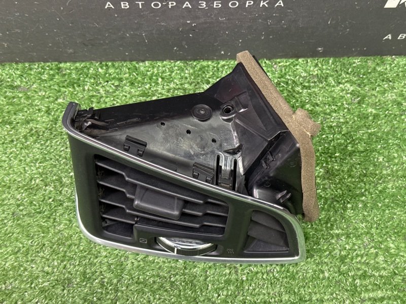 Дефлектор отопителя Ford Kuga 2013 SUV