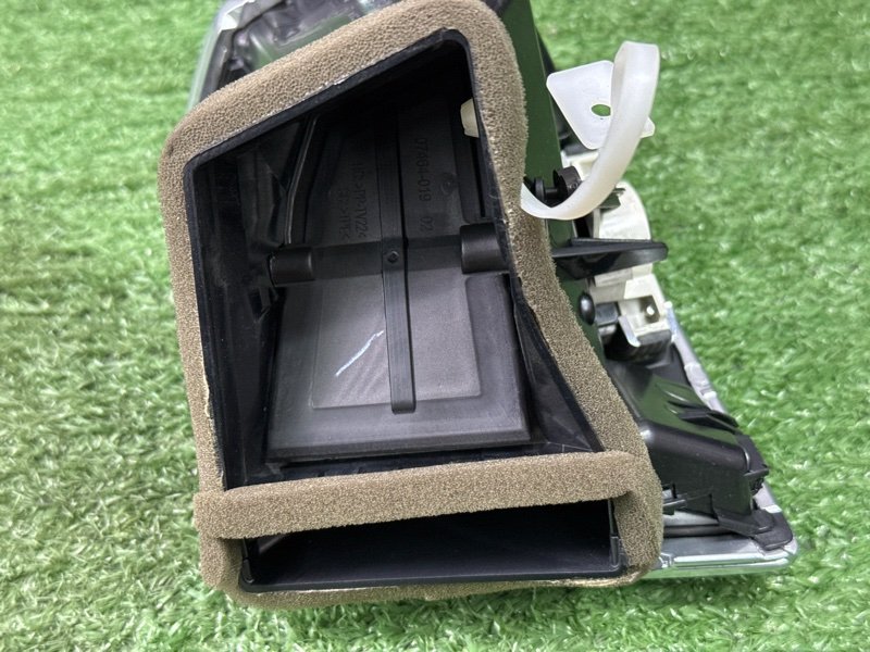 Дефлектор отопителя Ford Kuga 2013 SUV