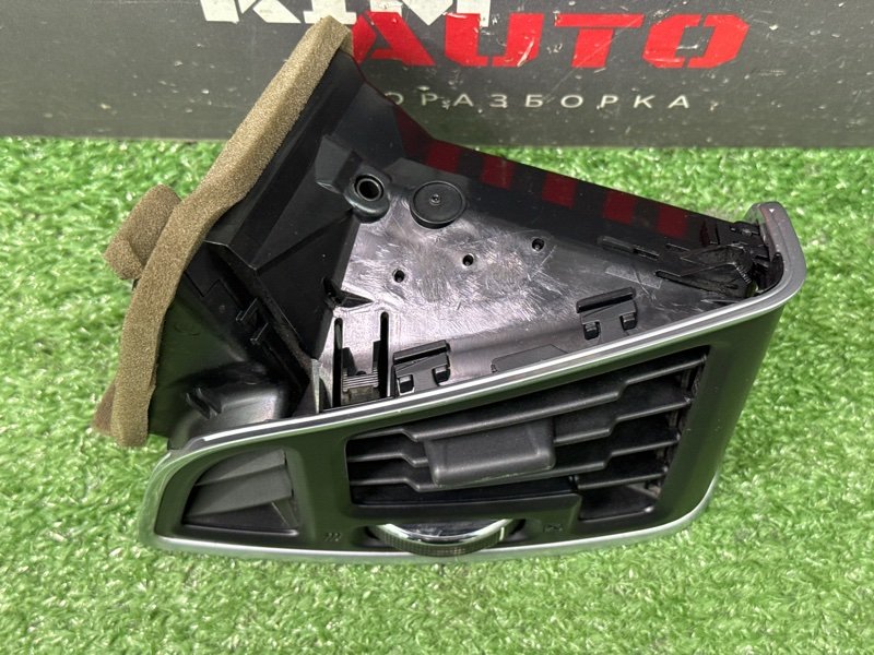 Дефлектор отопителя Ford Kuga 2013 SUV