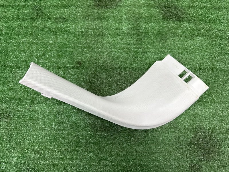 Обшивка крышки багажника верхняя Ford Kuga 2013 SUV