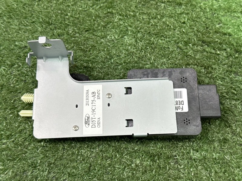 Модуль антенны Ford Kuga 2013 SUV