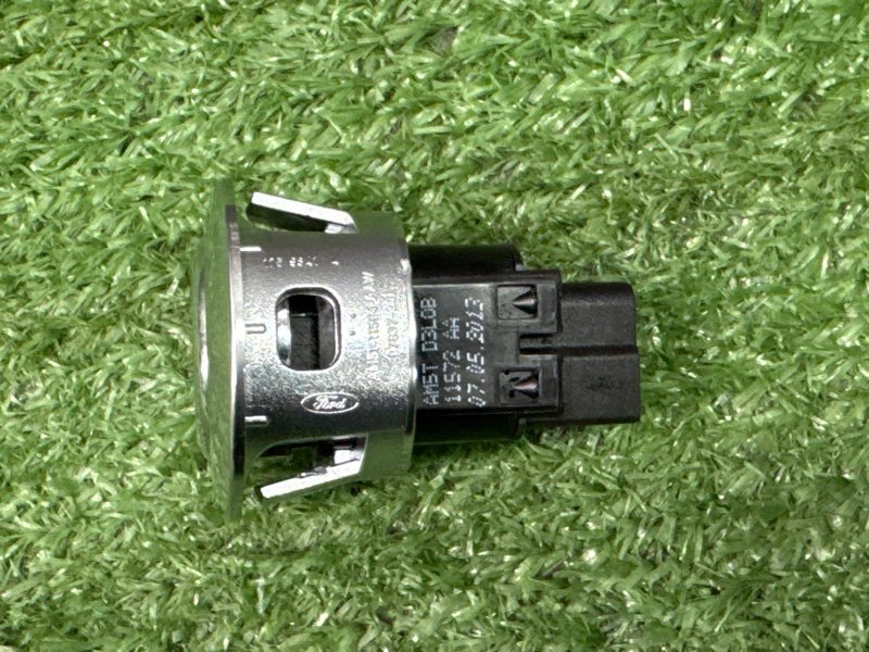 Кнопка старт-стоп Ford Kuga 2013 SUV