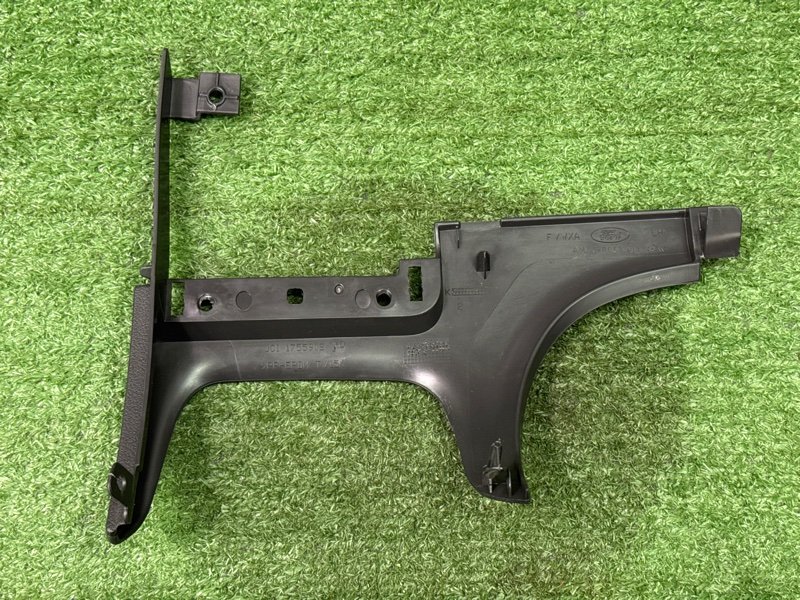 Накладка торпедо Ford Kuga 2013 SUV