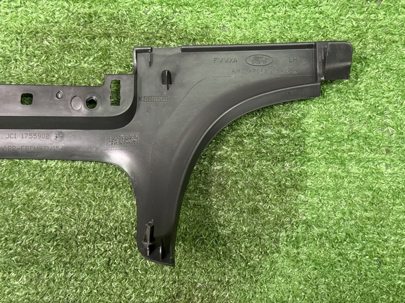 Накладка торпедо Ford Kuga 2013 SUV