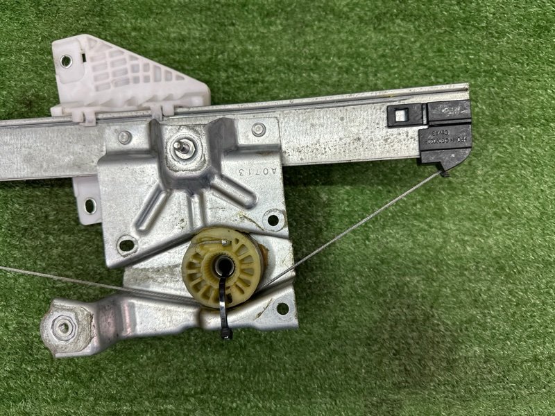 Механизм стеклоподъёмника Ford Kuga 2013 SUV