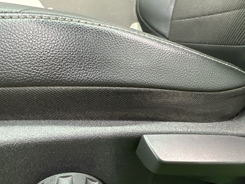 Сиденья передние комплект Ford Kuga 2013 SUV