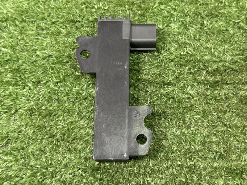 Антенна бесключевого доступа Ford Kuga 2013 SUV