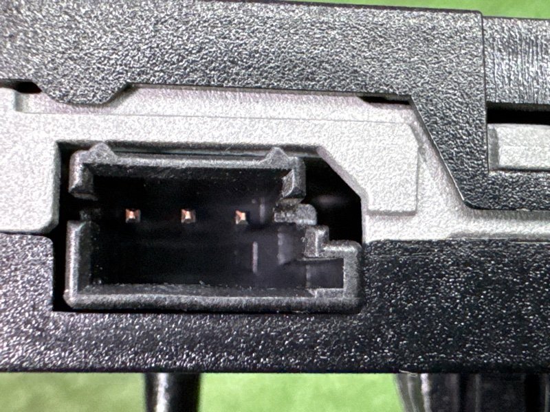 Усилитель антенны Ford Kuga 2013 SUV