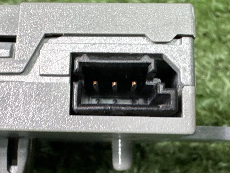 Усилитель антенны Ford Kuga 2013 SUV