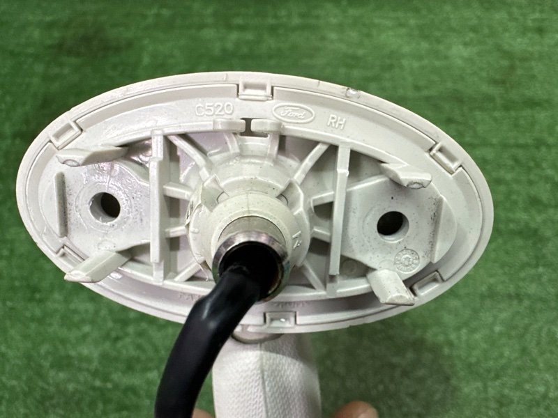 Козырек солнцезащитный Ford Kuga 2013 SUV