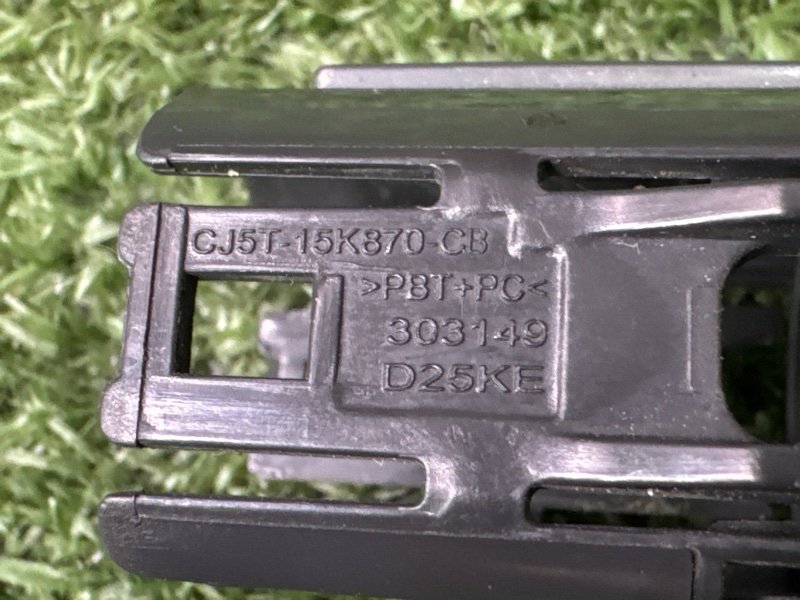 Кронштейн парктроника Ford Kuga 2013 SUV