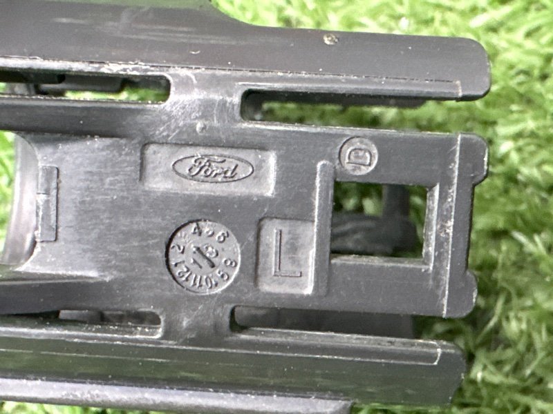 Кронштейн парктроника Ford Kuga 2013 SUV