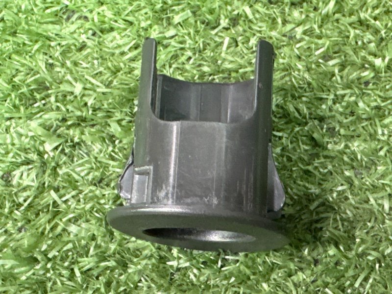 Кронштейн парктроника Ford Kuga 2013 SUV