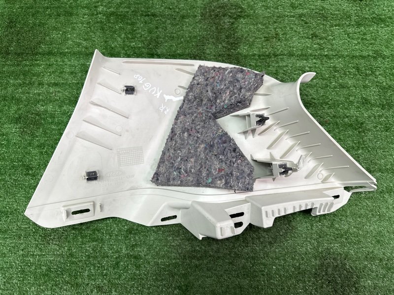 Накладка стойки кузова Ford Kuga 2013 SUV