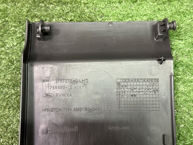 Накладка торпедо Ford Kuga 2013 SUV