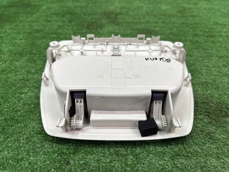 Плафон салонный с футляром для очков(очечник) Ford Kuga 2013 SUV