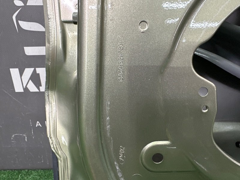 Дверь Ford Kuga 2013 SUV