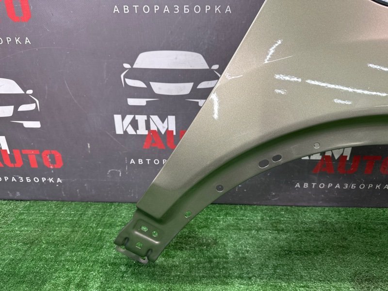 Крыло Ford Kuga 2013 SUV