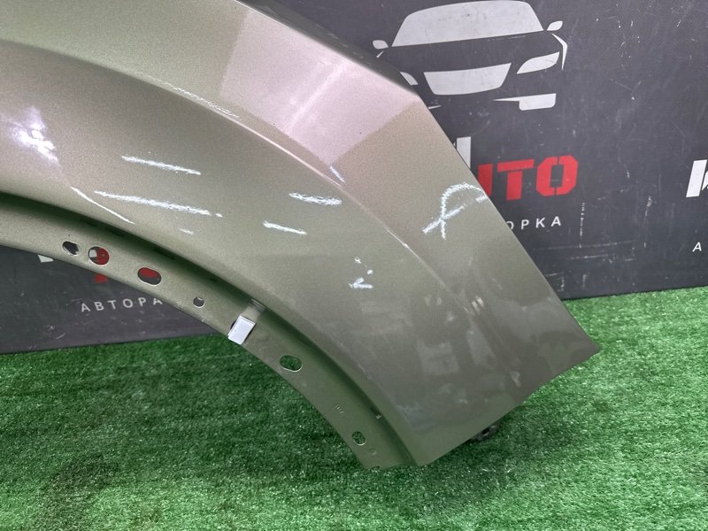 Крыло Ford Kuga 2013 SUV