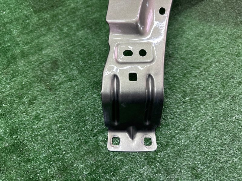 Крыло Ford Kuga 2013 SUV