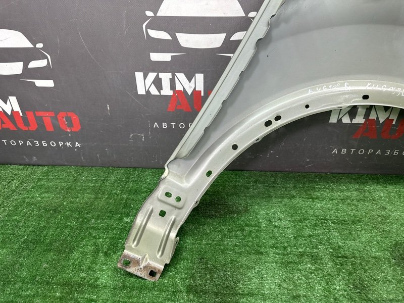 Крыло Ford Kuga 2013 SUV
