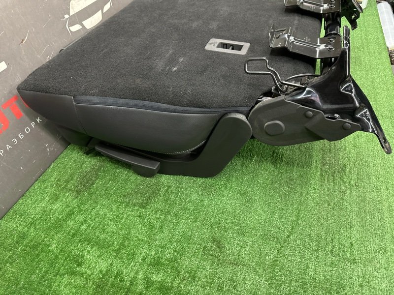 Сиденье задний ряд Ford Kuga 2013 SUV