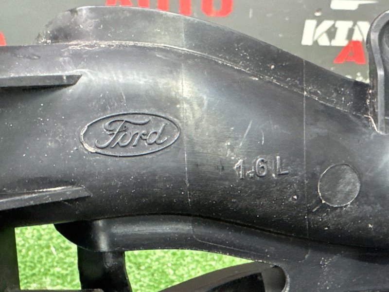 Коллектор впускной Ford Focus 2