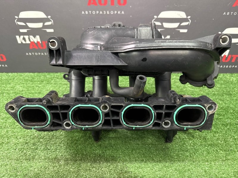 Коллектор впускной Ford Focus 2