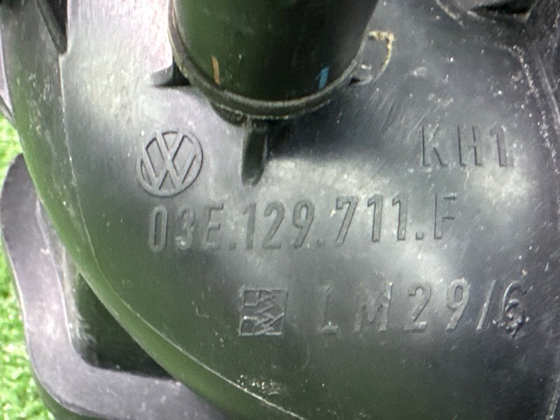 Коллектор впускной Skoda Fabia 2