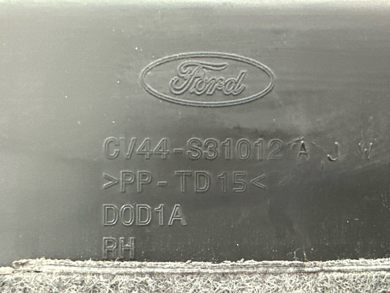 Обшивка багажника Ford Kuga 2013 SUV