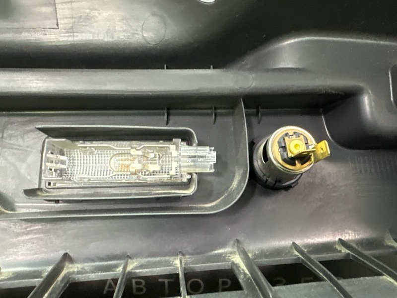 Обшивка багажника Ford Kuga 2013 SUV