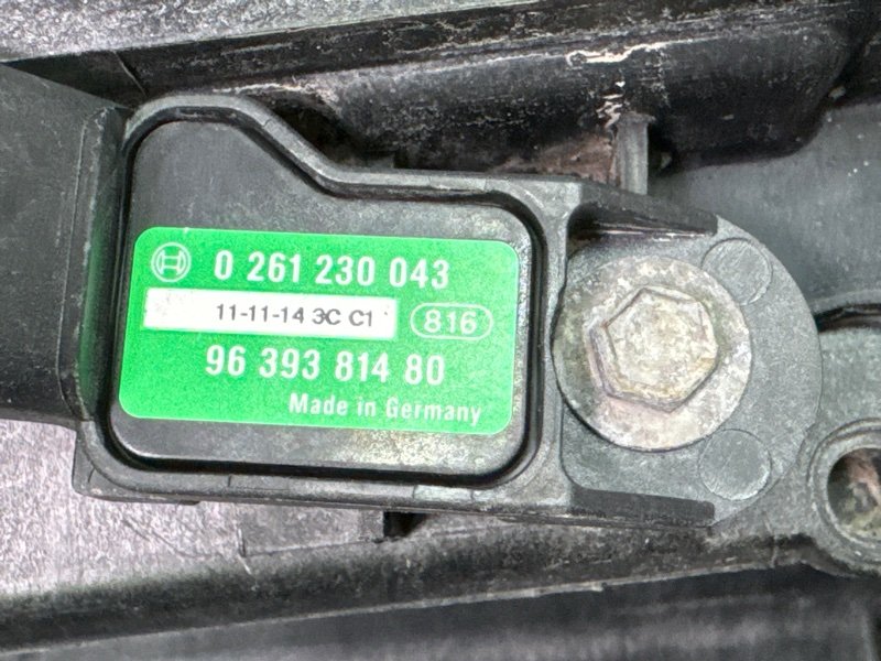 Коллектор впускной Peugeot 307