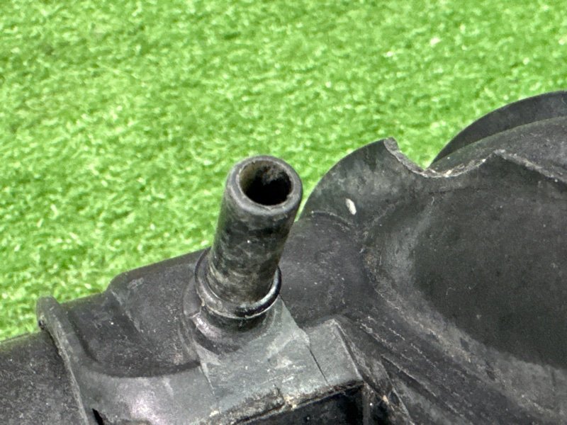 Коллектор впускной Peugeot 307