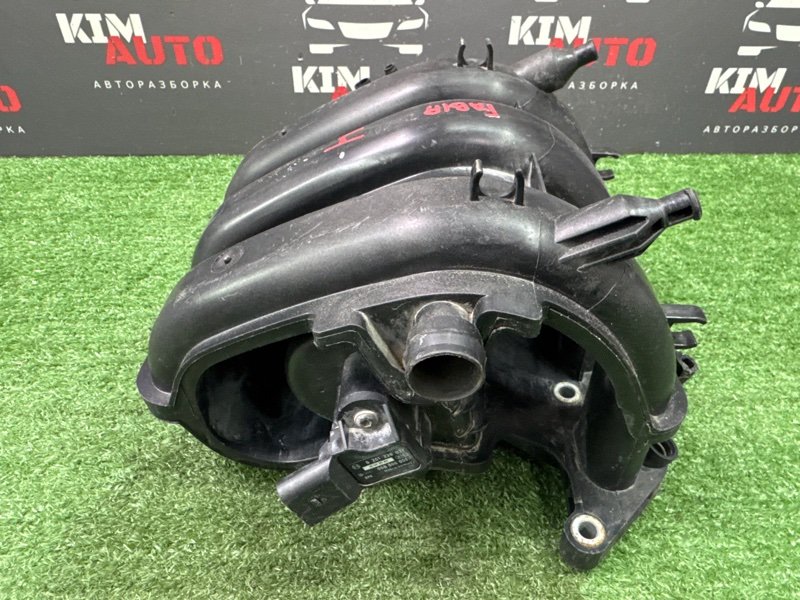 Коллектор впускной Skoda Fabia 2