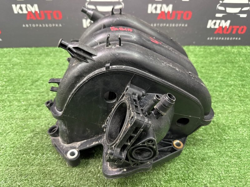 Коллектор впускной Skoda Fabia 2