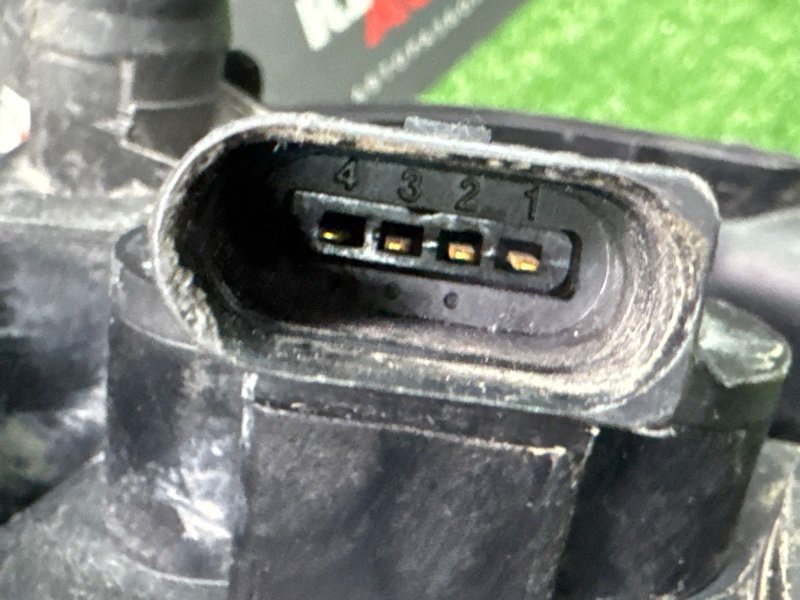 Коллектор впускной Skoda Fabia 2