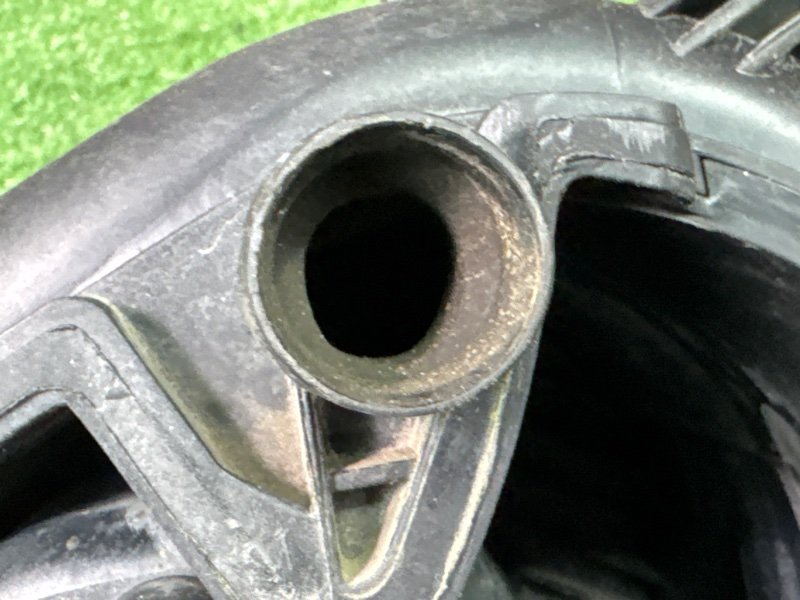 Коллектор впускной Skoda Fabia 2