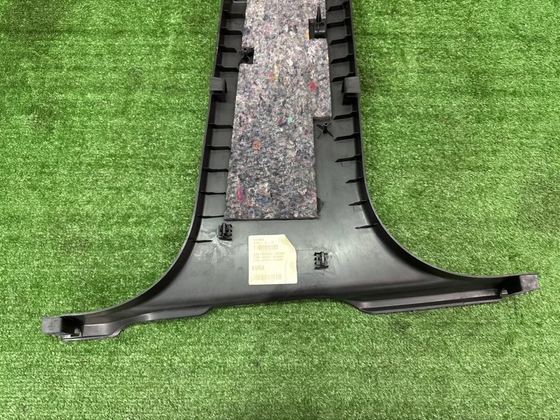 Накладка центральной стойки нижняя Ford Kuga 2013 SUV