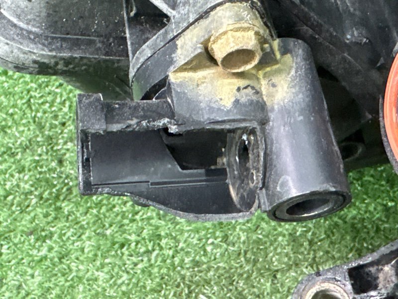 Коллектор впускной mazda mazda 3 BK