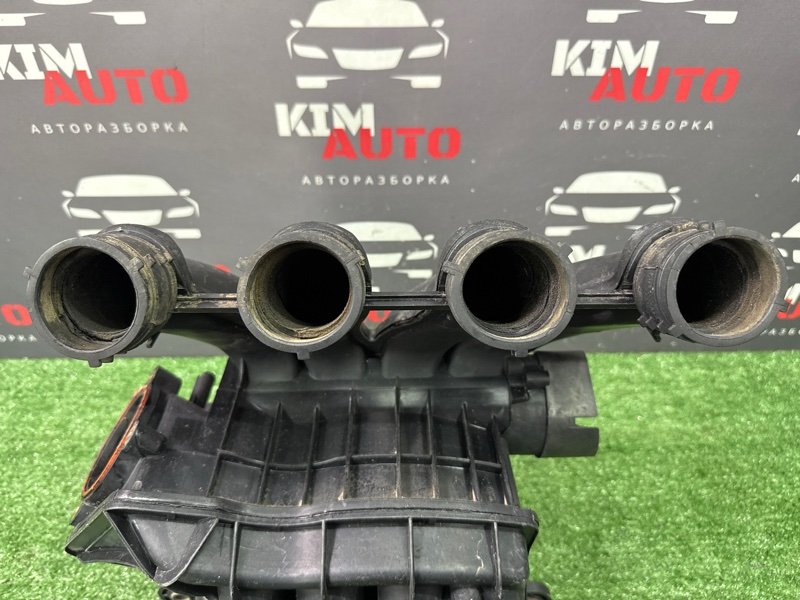 Коллектор впускной Volkswagen Passat B5