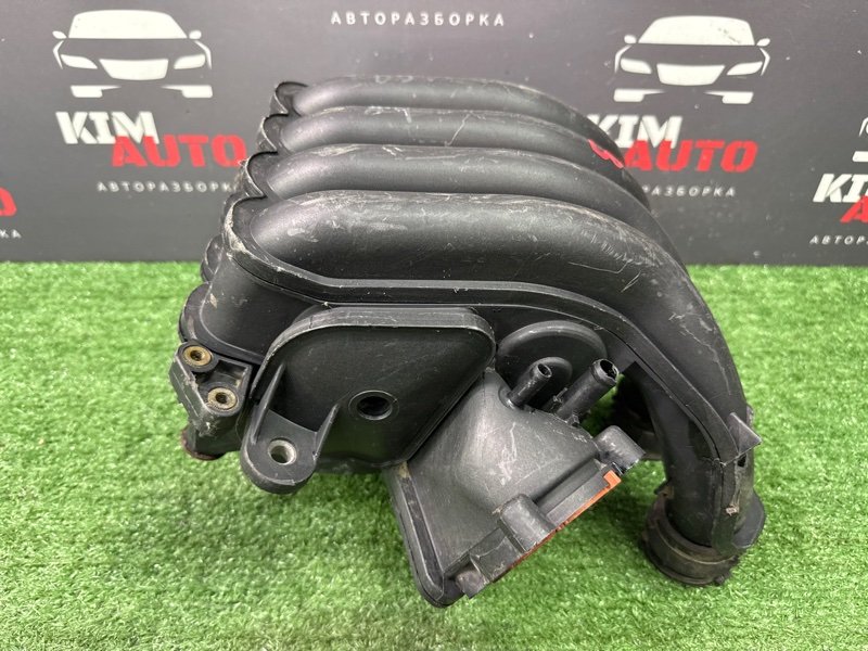 Коллектор впускной Volkswagen Passat B5