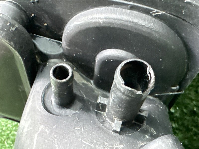 Коллектор впускной Volkswagen Passat B5